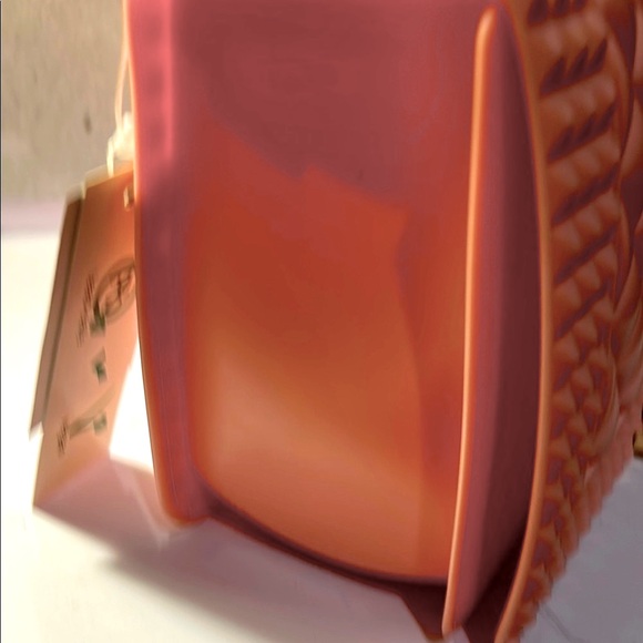 Light Pink Quilted Crossbody Jelly Bag with Gold Chain - Picture 2 of 4